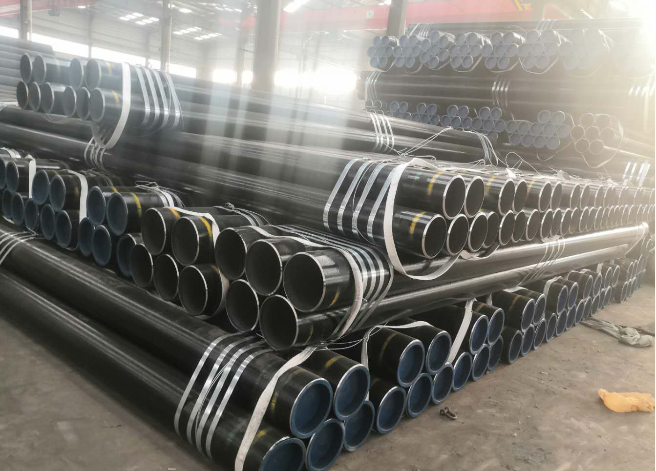 ASTM A106 GR.B seamless steel pipe ready to ship