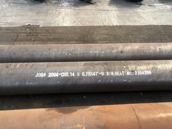 Thick wall circular pipe for regular customer is gathering at the port